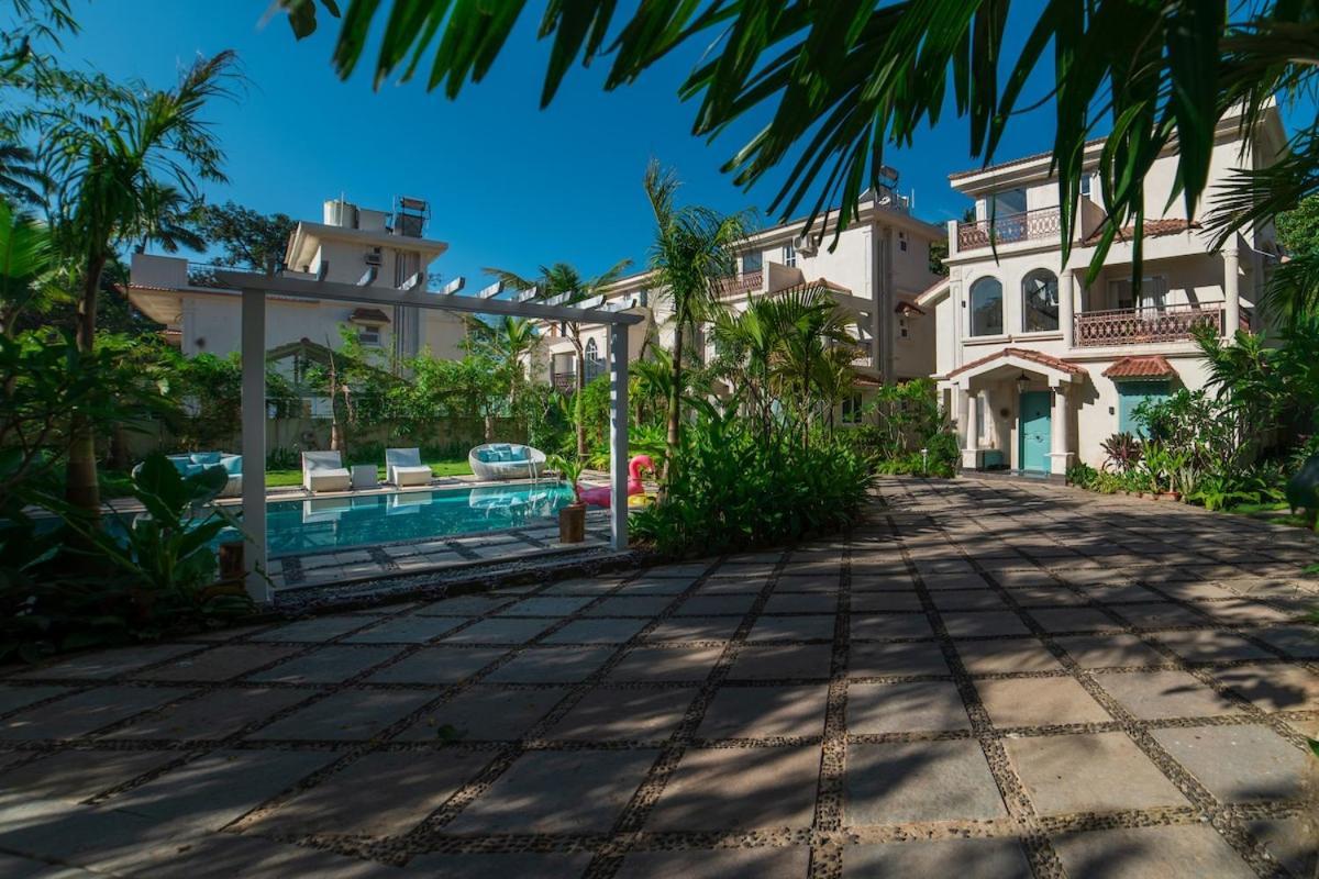 2 Bedrooms Designer Apartment Pool View S2 シオリム エクステリア 写真